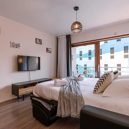 Studio N&B - Completely Renovated Studio Located In The Heart Of Ostend Apartment Ostende
